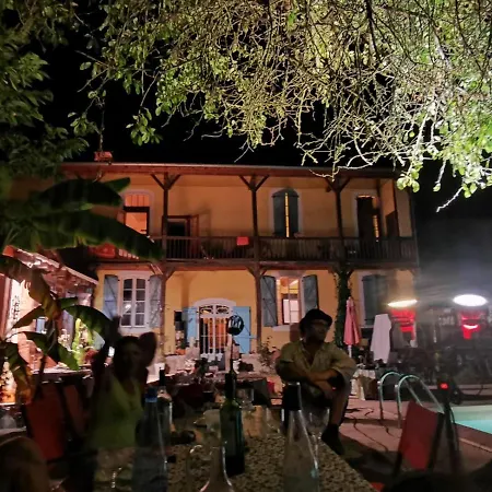 לינה וארוחת בוקר Imaginaire