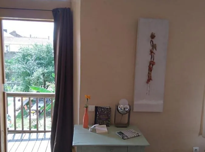 לינה וארוחת בוקר Imaginaire *